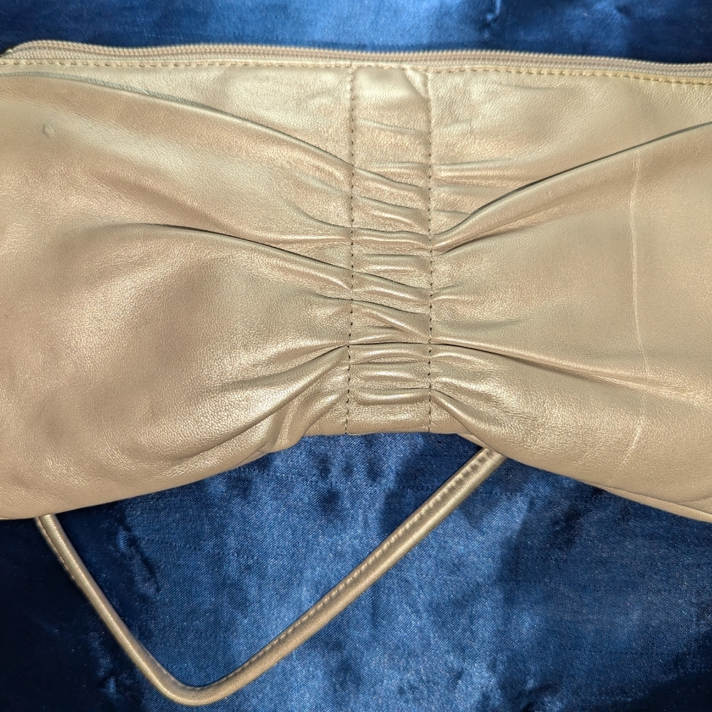 Silver clutch